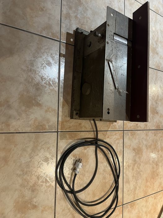 Witam sprzedam heblarke 230