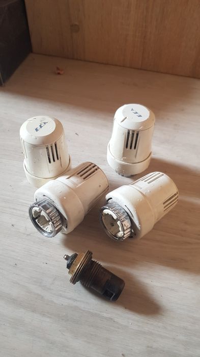 Термоголовка E.C.A. белая 1/2 3A035