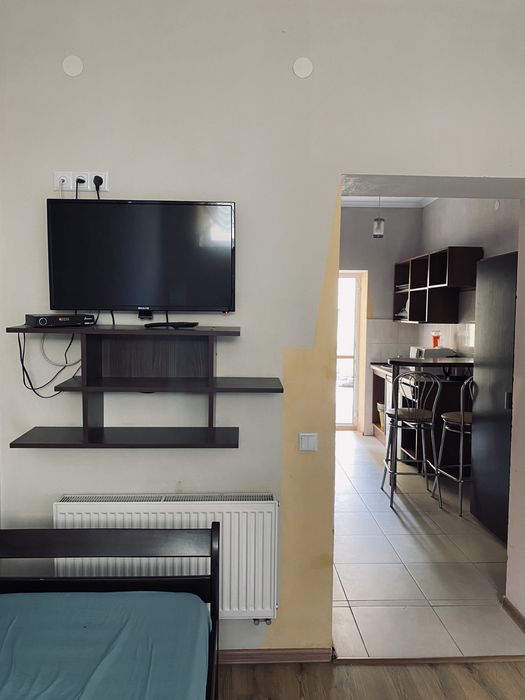 Хостел Serge (Приватні і загальні номери )