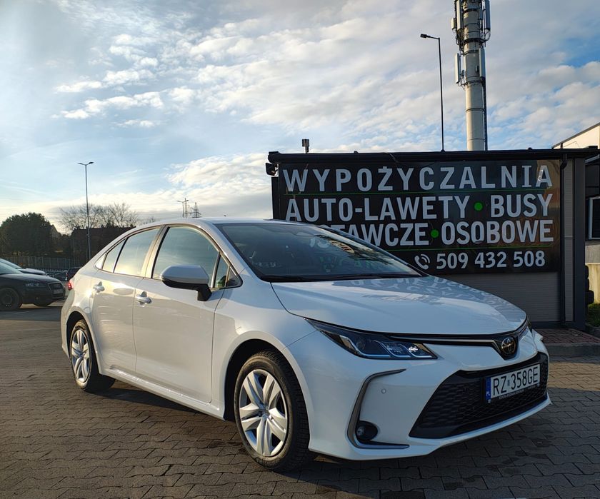 Wynajem samochodu osobowego  wypożyczalnia samochodów dostawczych bus