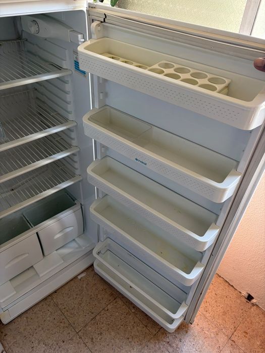 Geladeira segunda mão em boa estado