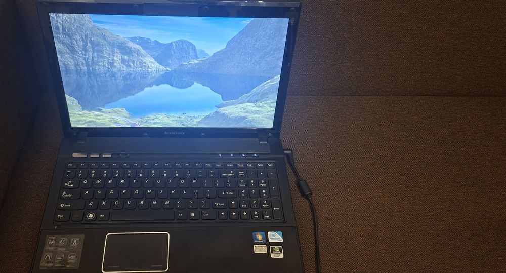 Laptop Lenovo G560