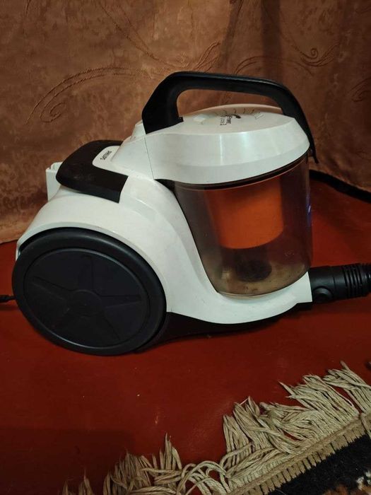 Пилосос philipls