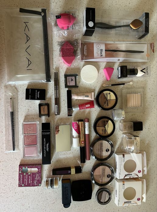 Zestaw do makijażu Lauder,Clinique,Lush,Dior,Lancome, Bell, Maybelline