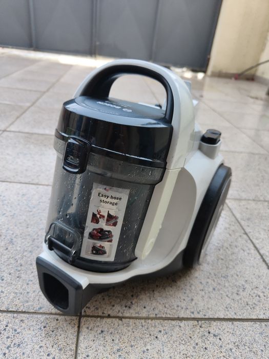 Aspirador Bosch sem saco