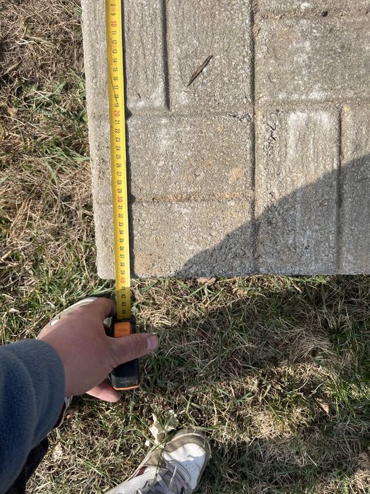 Sprzedam plytki chodznikowe