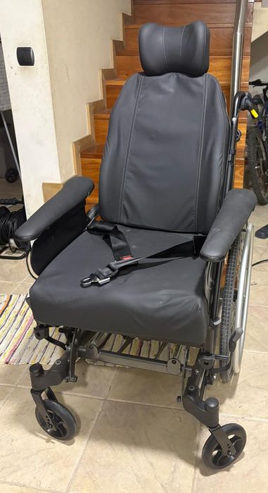 Cadeira de Rodas de Conforto