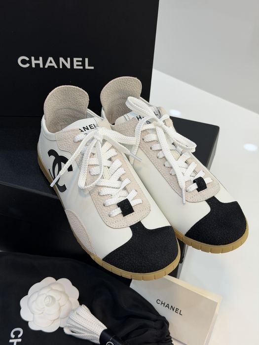 Кеди  від CHANEL