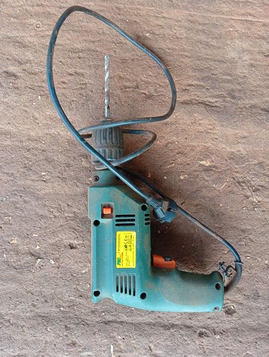 Vende se parafusadora por 16€ a funcionar perfeitamente