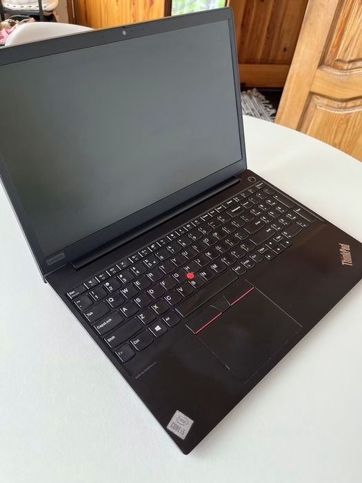 Lenovo ThinkPad E15-IML i5-10210U 8/256GB