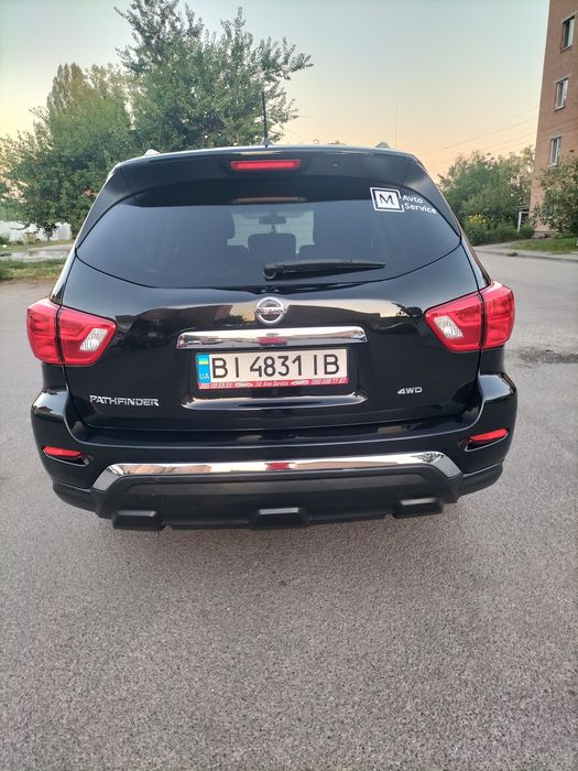 Продам Nissan Pathfinder
