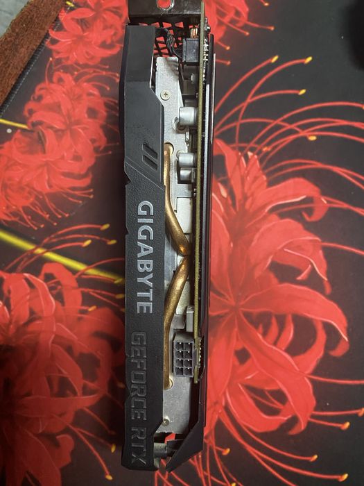 Відеокарта GIGABYTE GeForce RTX 2060 б/у в гарному стані