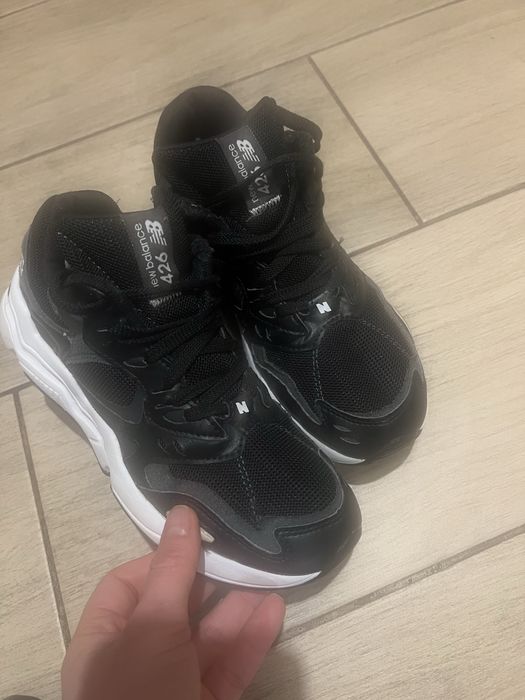 Кросівки  нью беланс