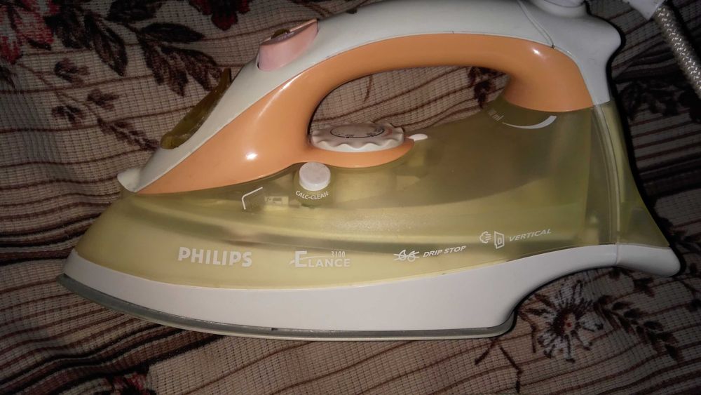 Утюг с функцией отпаривания Philips Elance 3100