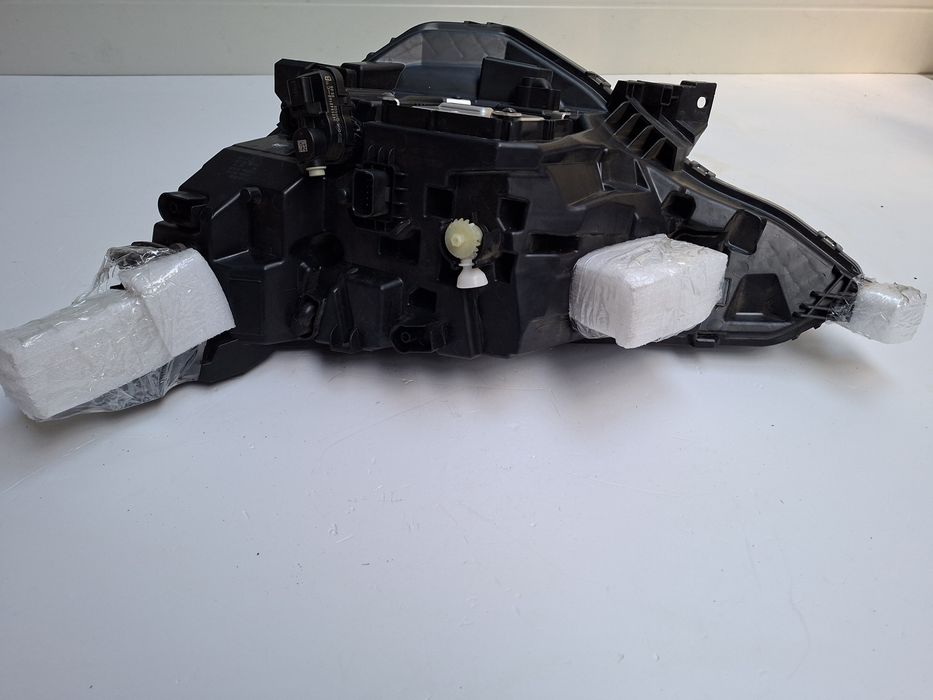 Renault Arkana Reflektor Prawy lampa Przednia Cała kompletna mid led