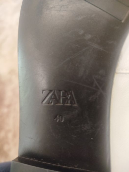 Продам нові лофери Zara.