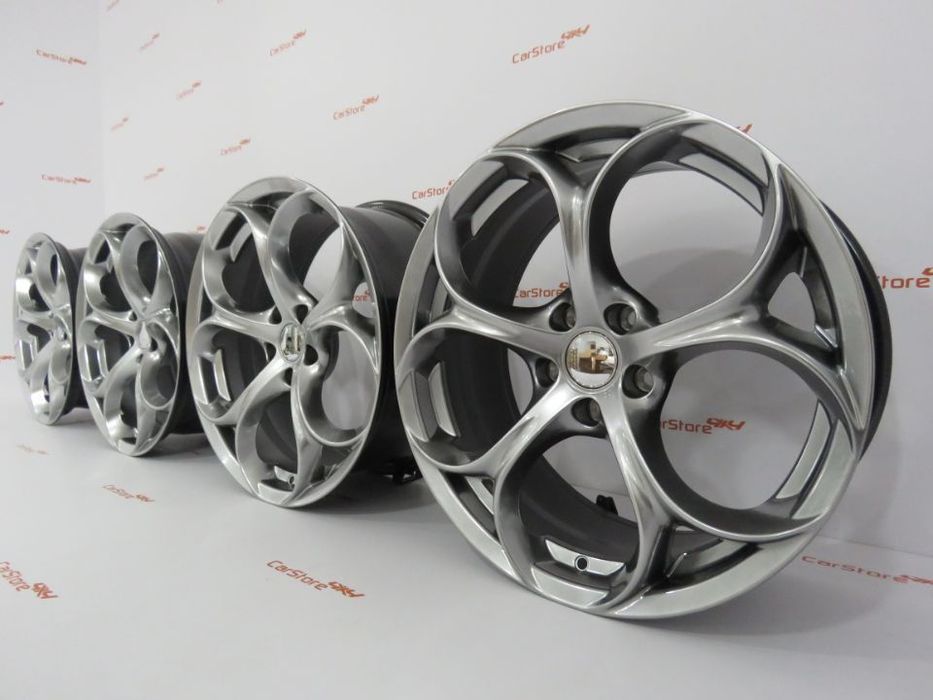 Jantes Look Alfa Romeo Giulia Quadrifoglio 18 x 8 et33 5x110 Hyperblac