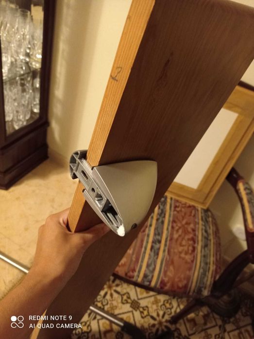 Prateleiras de madeira