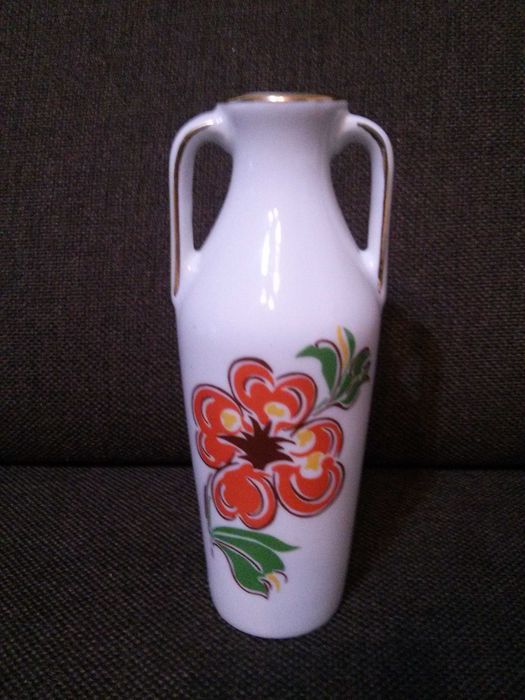 mały porcelanowy wazon Wawel PRL