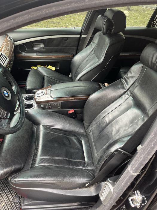 Bmw 735i 7-Series