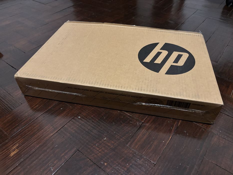 Portatil HP 17 SSD 1T 16GB RAM NOVO