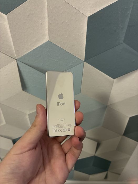 Ipod nano 1 gb в гарному стані