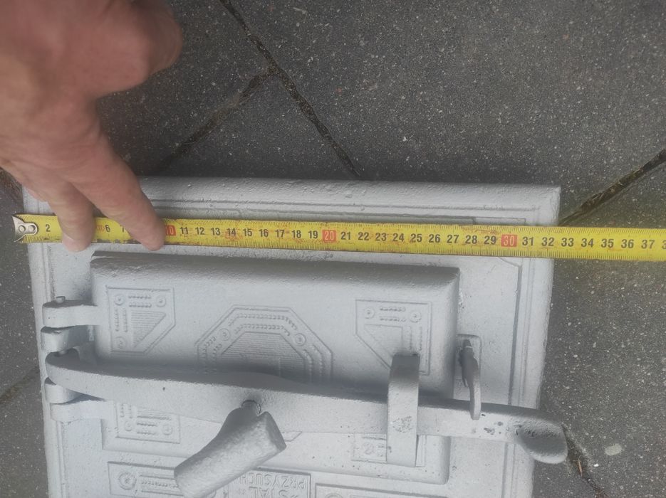 Drzwiczki żeliwne piec wędzarnia