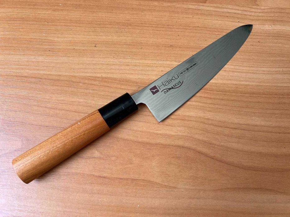 Японский кухонный нож Chroma Haiku Damascus HD-03  135мм — Made in Japan
