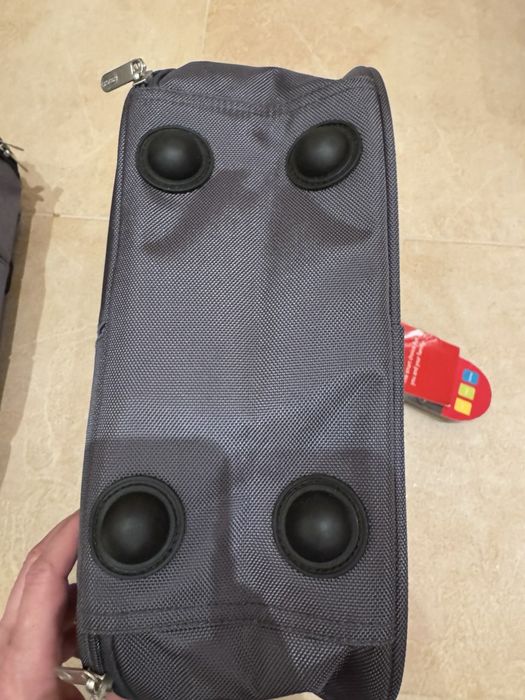 American tourister маленька валіза