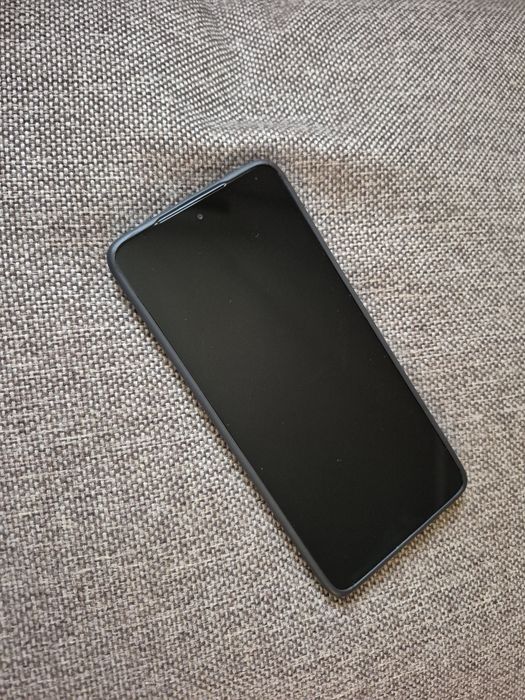 Poco F17 Pro смартфон