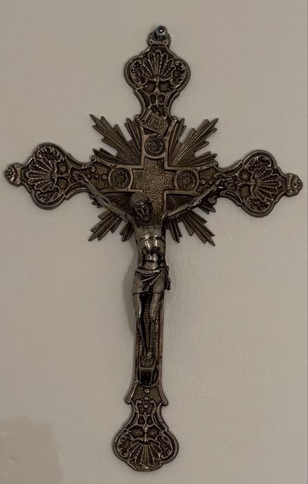 2 crucifixos em bronze