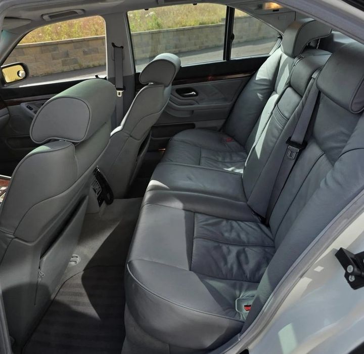 Салон БМВ Е38 серый