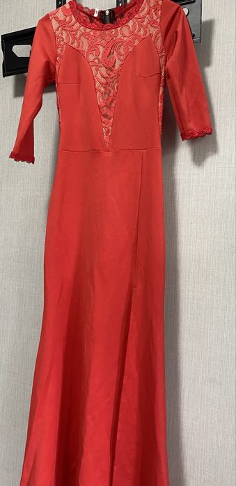 Сукня на випускний