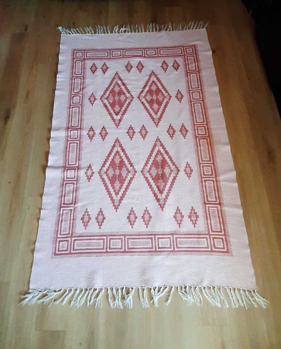 Tapete Rosa e Branco 200x130cm
