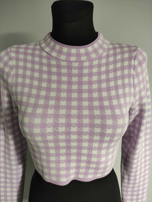 Sweterkowy crop-top