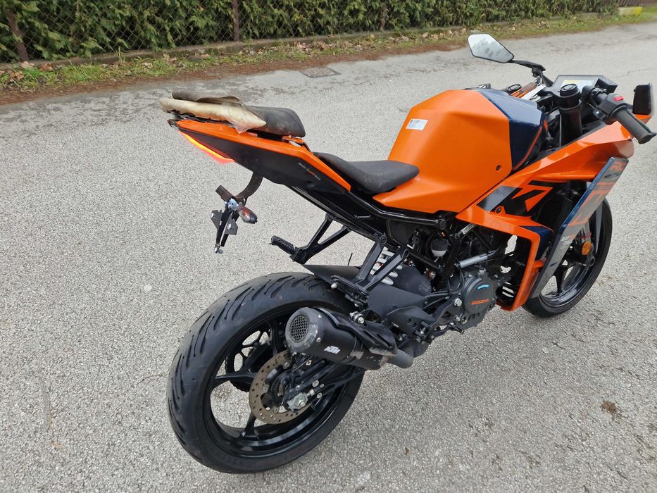 KTM RC 125 niski przebieg wydech Acrapovic 2024 Kawasaki Z125
