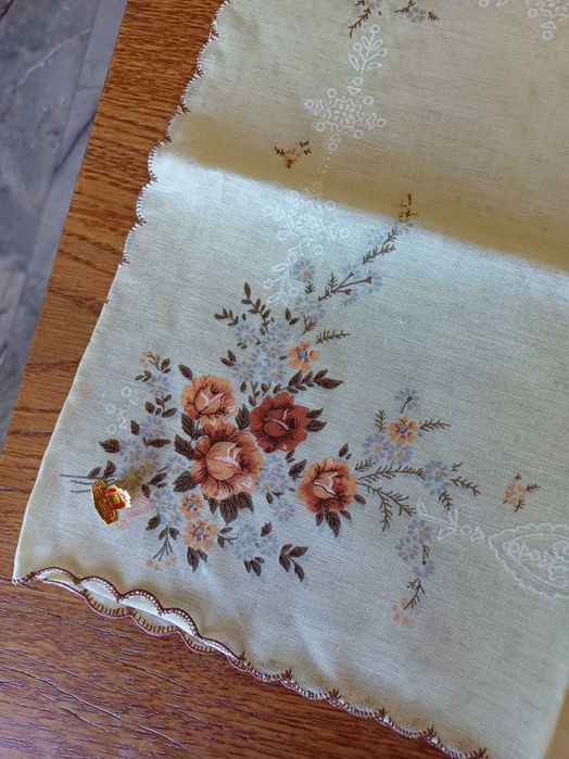 Śliczne nowe bawełniane chusteczki PRL 6 sztuk