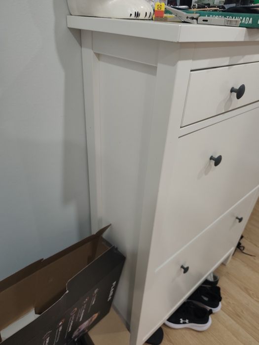Vendo sapateira IKEA