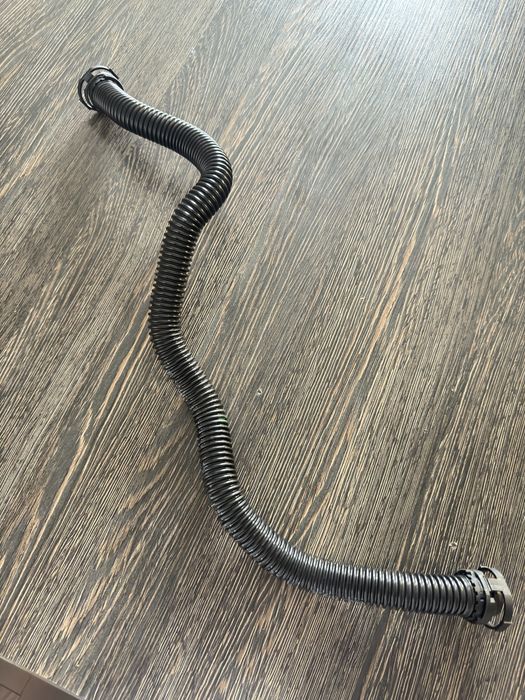 Патрубок вентиляції картера Audi 3.0 TFSI