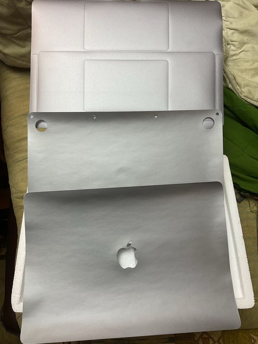 Захисні наклейки macbook pro 13,3 space gray