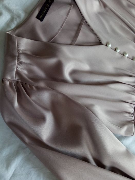 Sukienka rosegold różowa perły