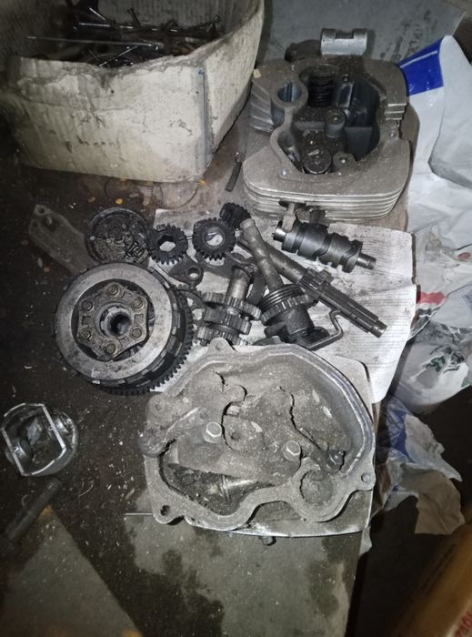 Двигун вайпер 200