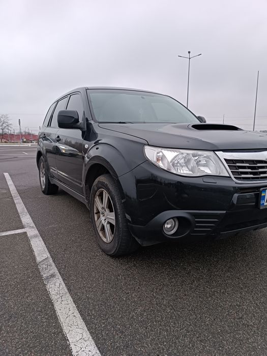 Продам автомобіль Subaru forester 2.0 TD
