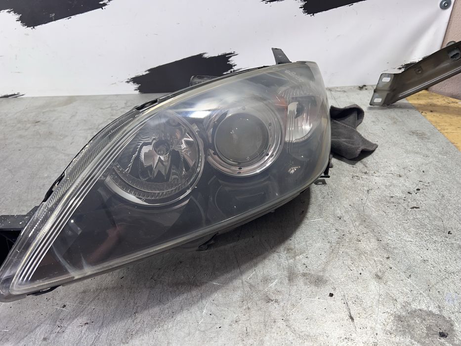 Фари від Mazda 3