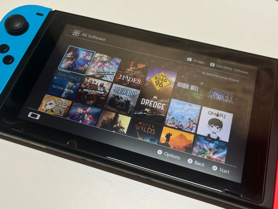 Nintendo Switch V1 (001) – Atmosphere / Hekate + karta 128 GB + akcesoria