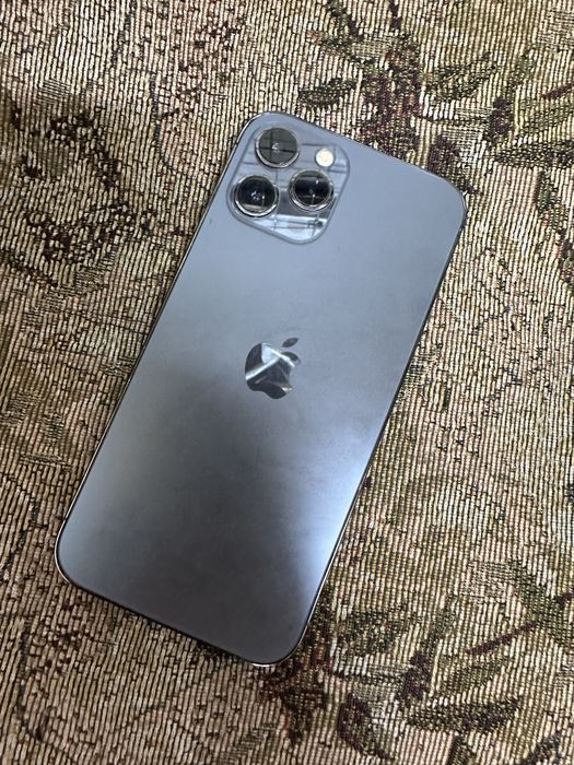 Продам iphone 12 pro max 256
