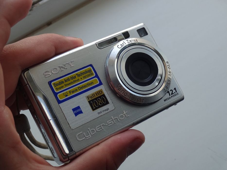SONY DSC-W200⭐️美品❤️安心の実働品⭕️1210万画素★光学3倍 Amazon.co.jp: SONY デジタルカメラ Cyber-Shot