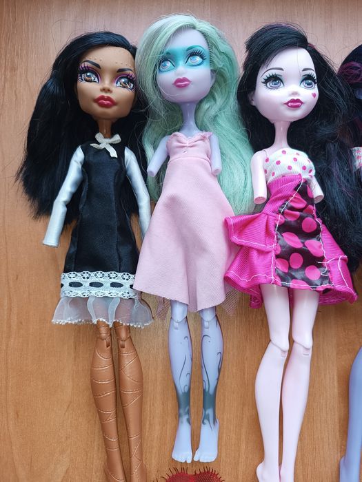 Монстер хай Monster high Хані Робека Твайла Хоулін Нефера Джейн Лора