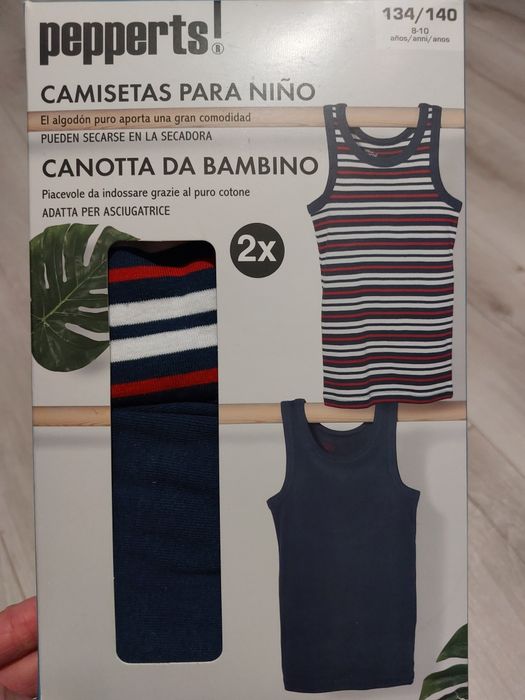 Майка на хлопчика 8-10 років