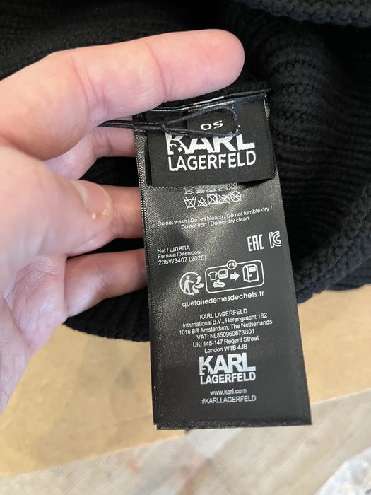 Зимова шапка Karl Lagerfeld чорна унісекс